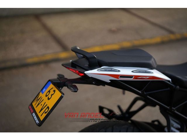 ktm - 1290-super-duke-gt