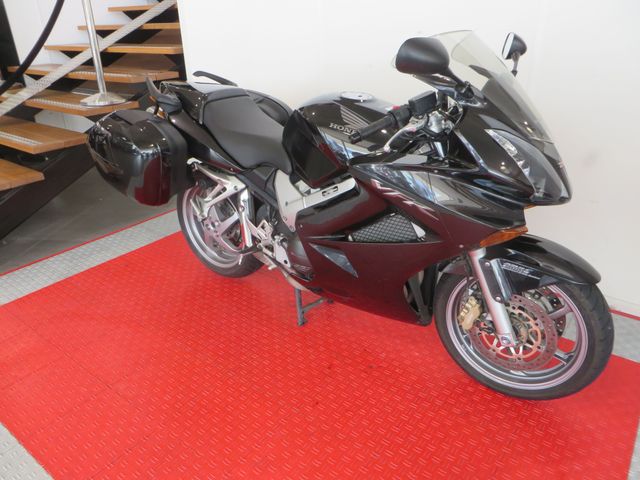 honda - vfr-800-fi-vtec-abs