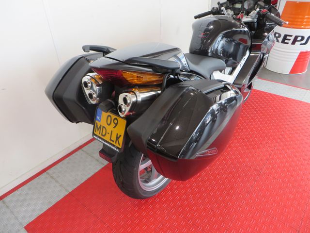 honda - vfr-800-fi-vtec-abs