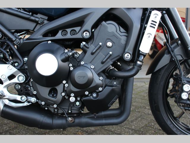 yamaha - xsr-900-abs