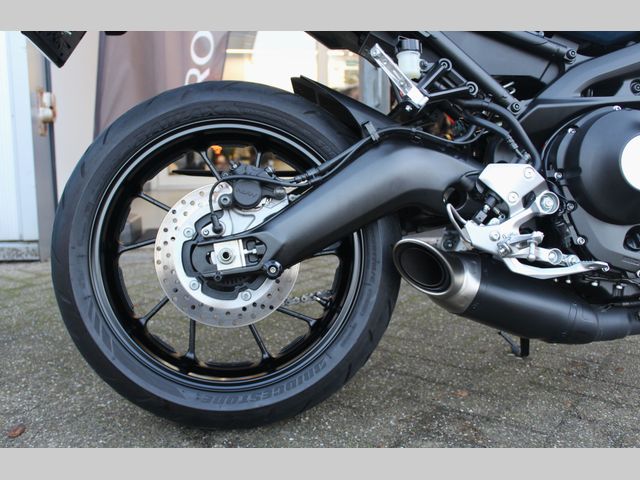 yamaha - xsr-900-abs