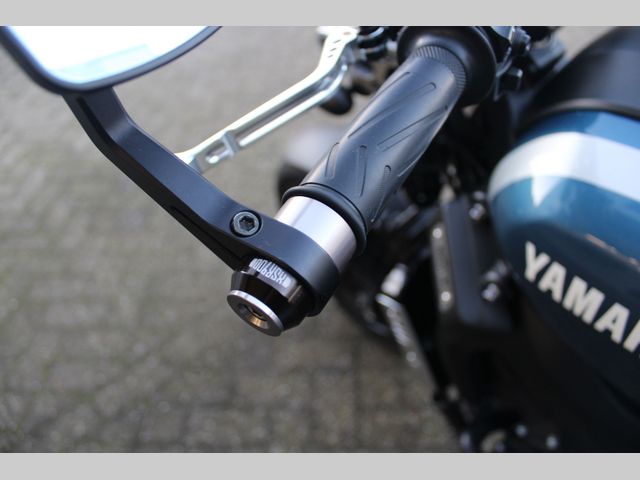 yamaha - xsr-900-abs