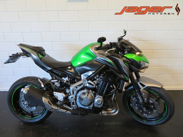 kawasaki - z900