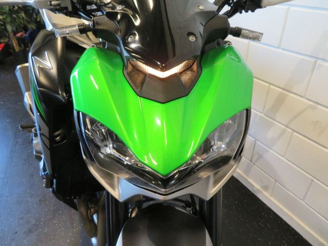 kawasaki - z900