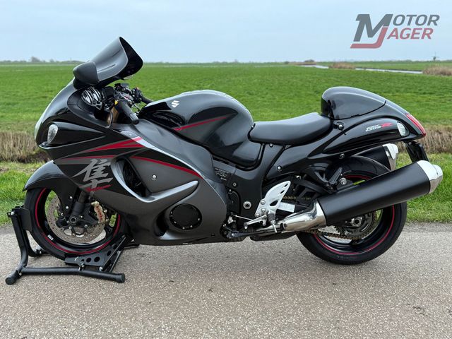 suzuki - gsx-r-1300-hayabusa