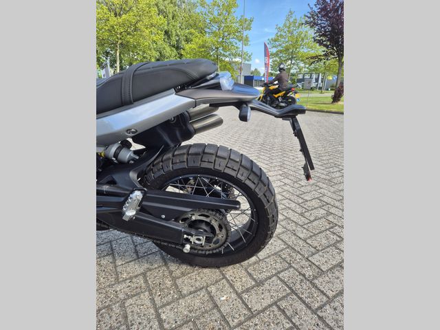 benelli - leoncino-800-trail