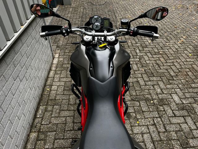 bmw - f-800-gs