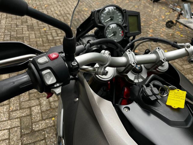 bmw - f-800-gs