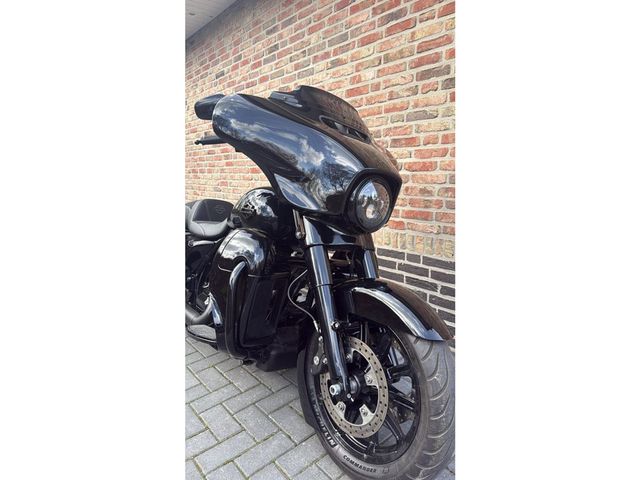 harley-davidson - cvo-street-glide
