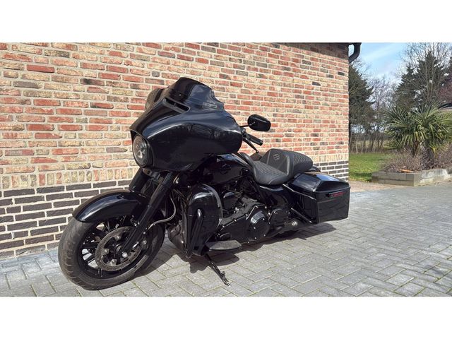 harley-davidson - cvo-street-glide