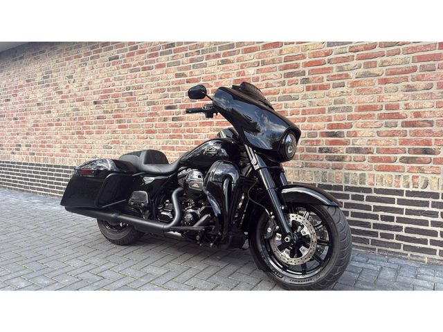 harley-davidson - cvo-street-glide