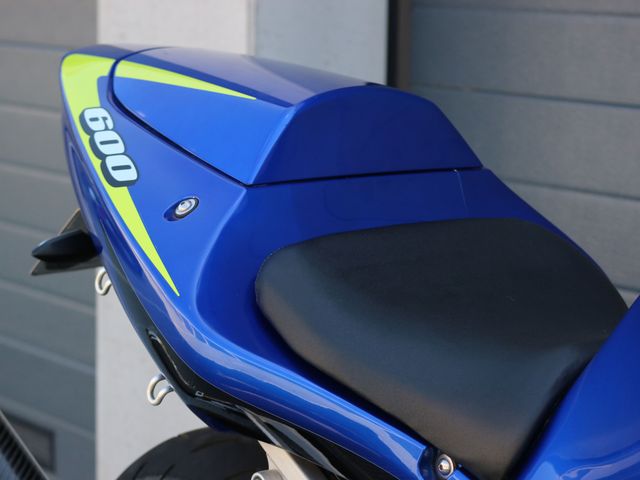 suzuki - gsx-r-600