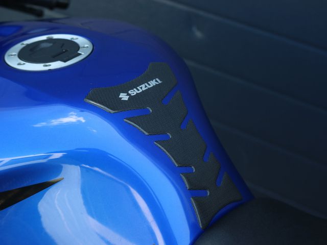 suzuki - gsx-r-600
