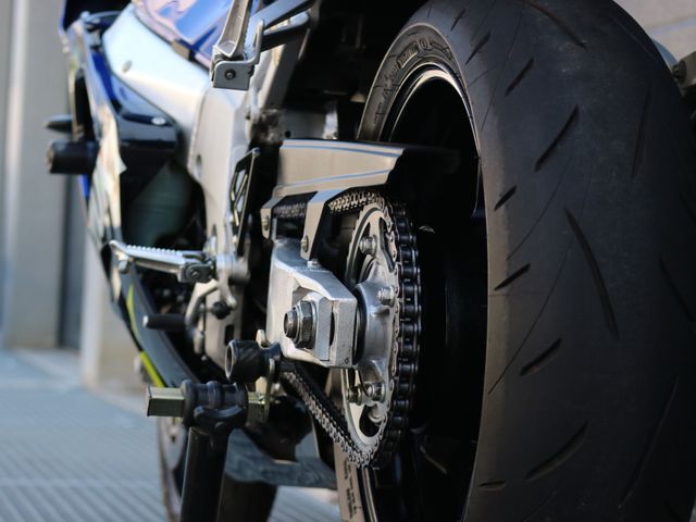 suzuki - gsx-r-600