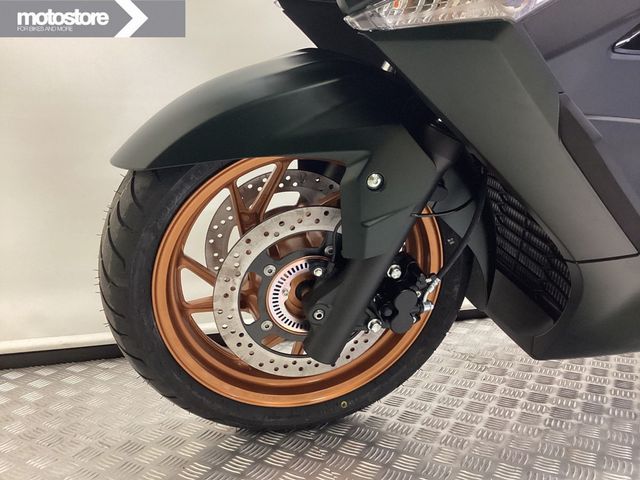 suzuki - burgman-400