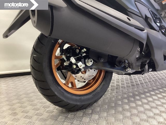 suzuki - burgman-400