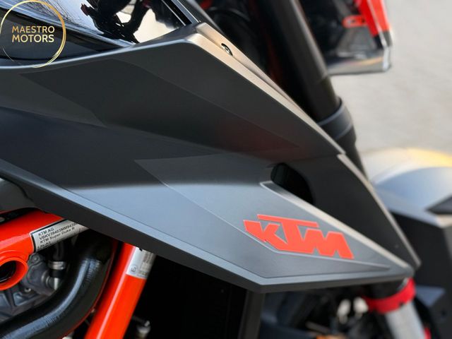 ktm - 1290-super-duke-r