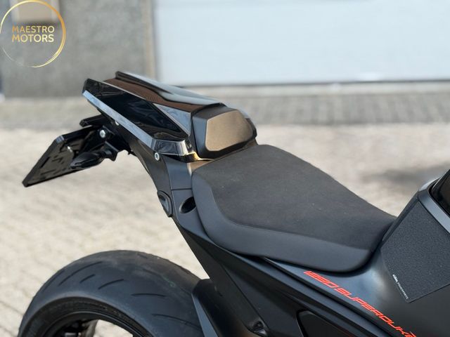 ktm - 1290-super-duke-r