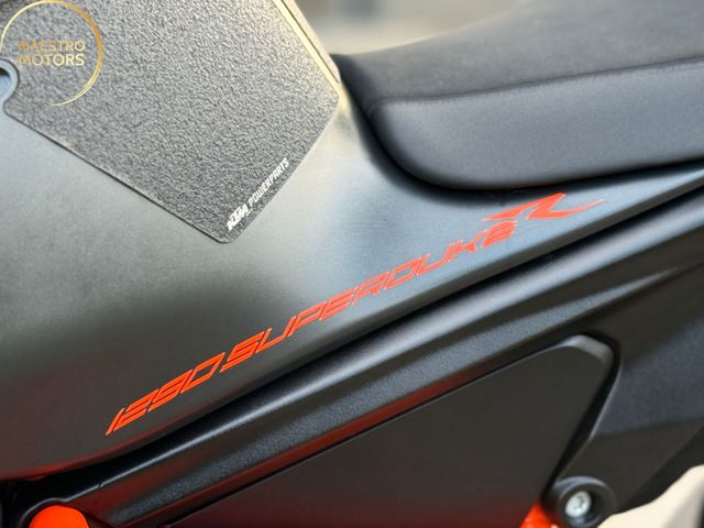 ktm - 1290-super-duke-r