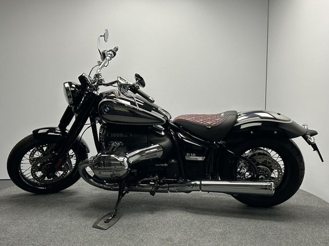 bmw - r-18-100-years