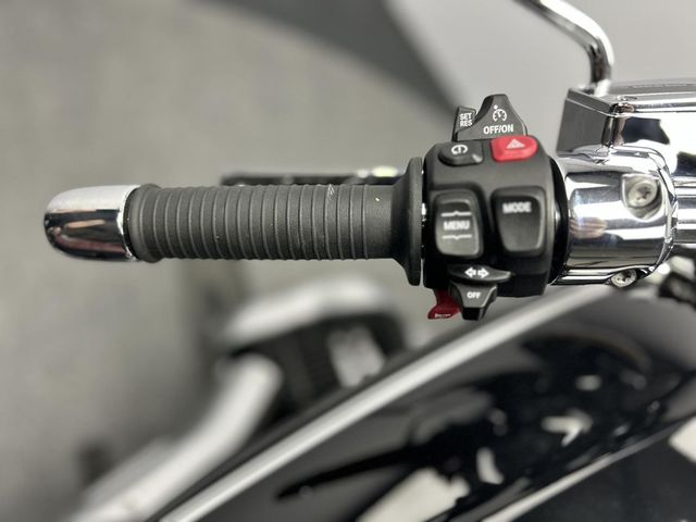 bmw - r-18-100-years