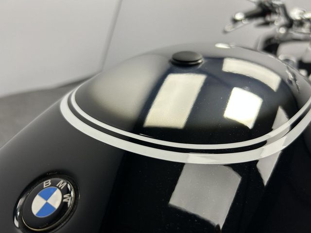 bmw - r-18-100-years