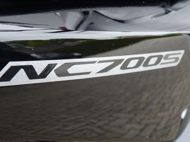 honda - nc-700-s-c-abs