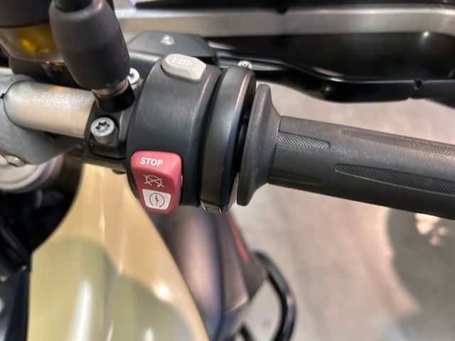 bmw - f-800-gs-adventure