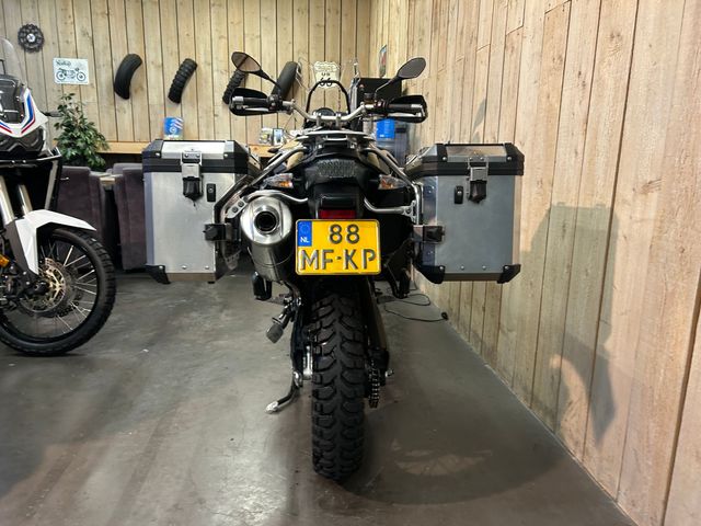 bmw - f-800-gs-adventure