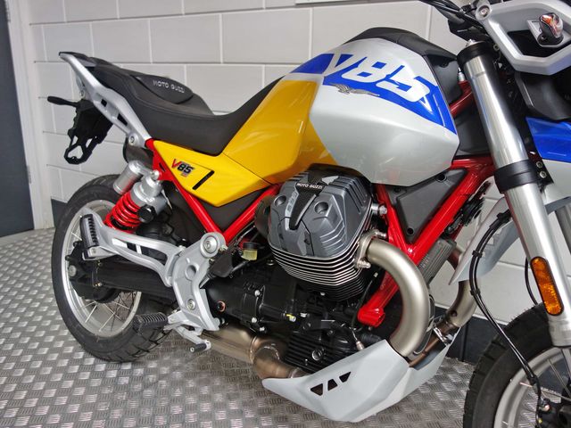 moto-guzzi - v-85-tt