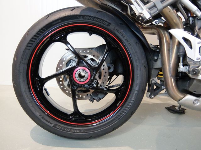 triumph - speed-triple-rs