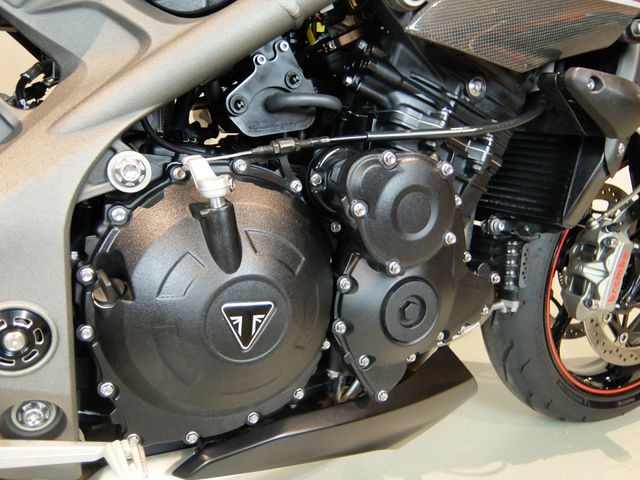 triumph - speed-triple-rs