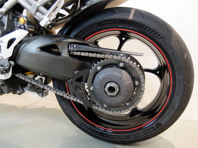 triumph - speed-triple-rs