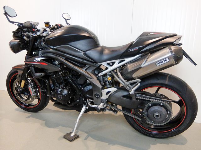 triumph - speed-triple-rs
