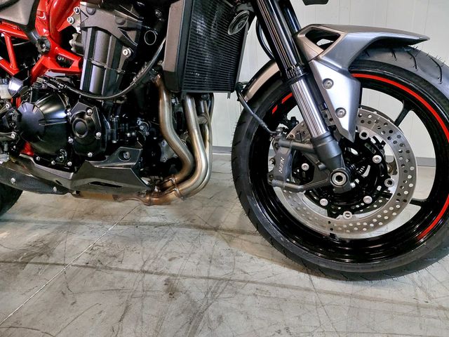 kawasaki - z900