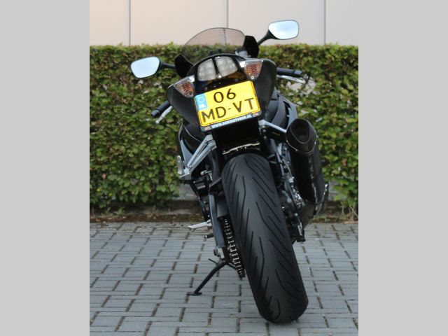 suzuki - gsx-r-600
