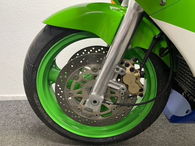 kawasaki - zxr-750