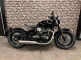TRIUMPH BONNEVILLE BOBBER