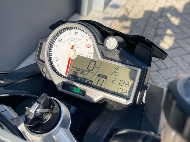 bmw - s-1000-r