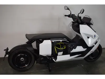BMW CE 04 – foto 2