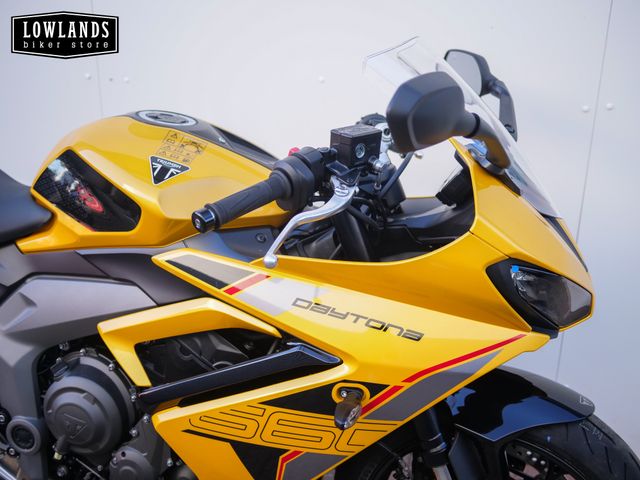 triumph - daytona-660