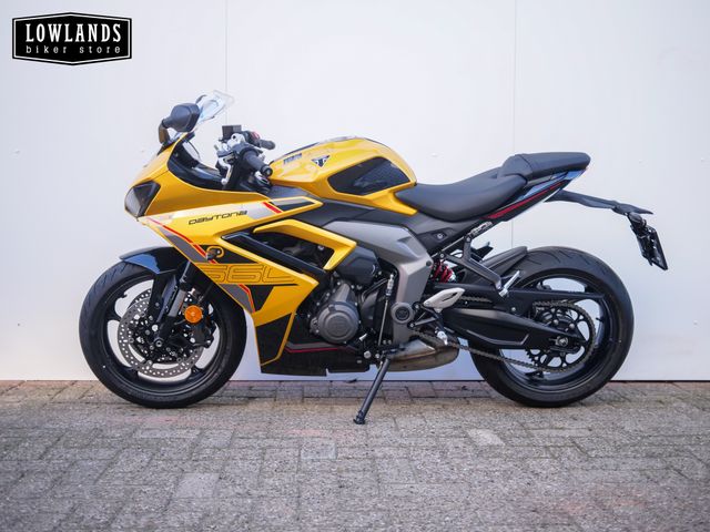 triumph - daytona-660