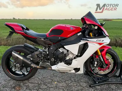 YAMAHA YZF R1 – foto 3