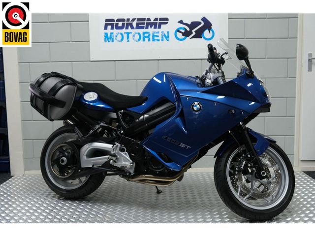 bmw - f-800-st