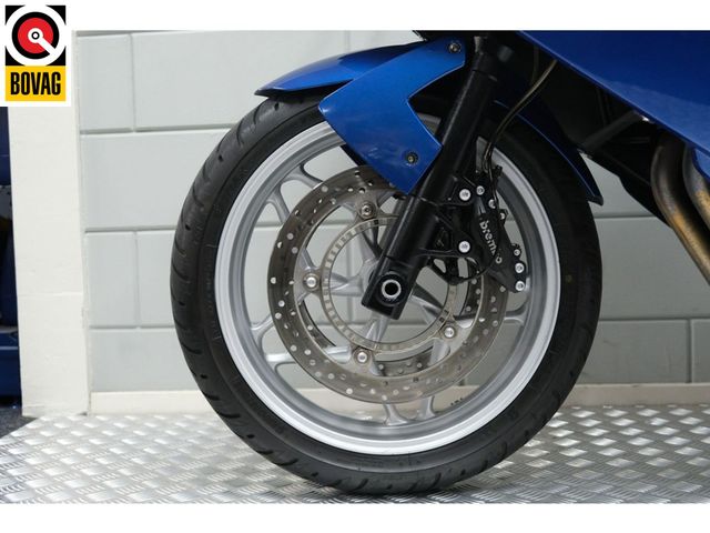 bmw - f-800-st