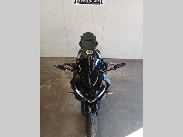 honda - cbr-650-r
