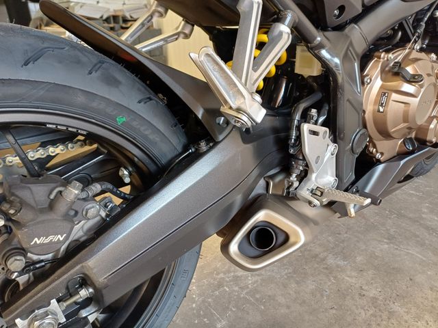 honda - cbr-650-r