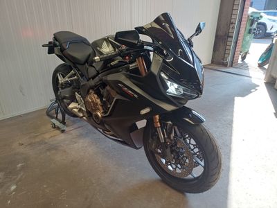 HONDA CBR 650 R – foto 3