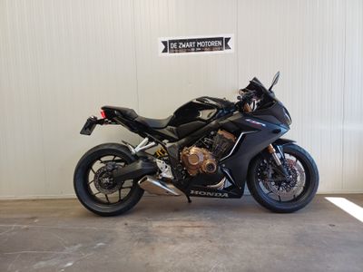 HONDA CBR 650 R – foto 2