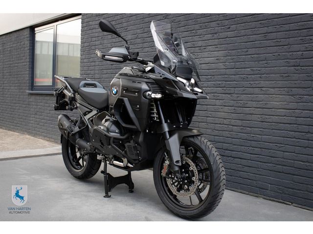 bmw - r-1300-gs-adventure-triple-black